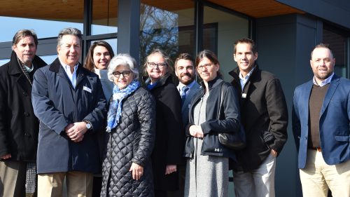 Metro Heights celebrates grand opening.